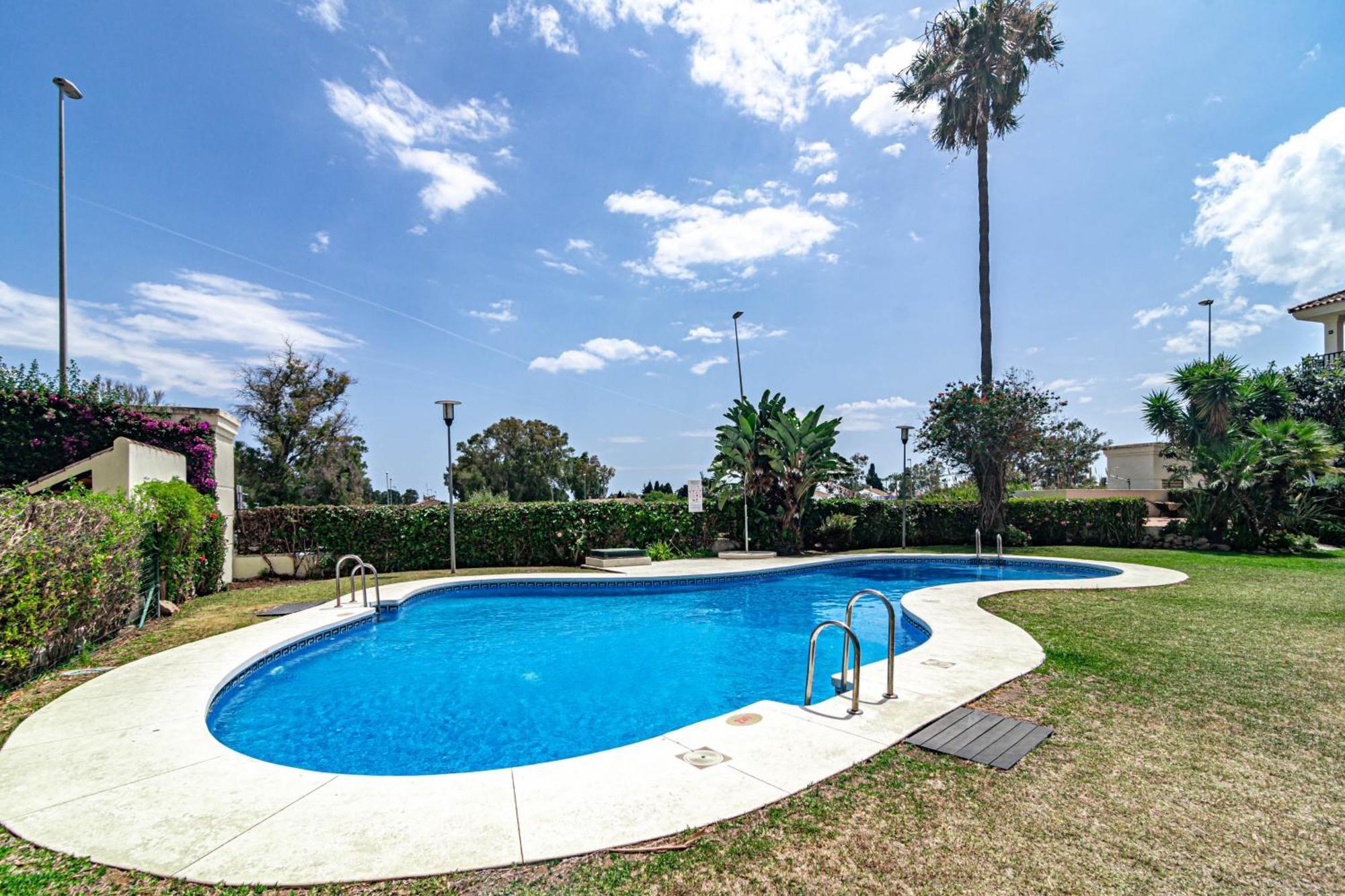 Contemporary Near Puerto Banus