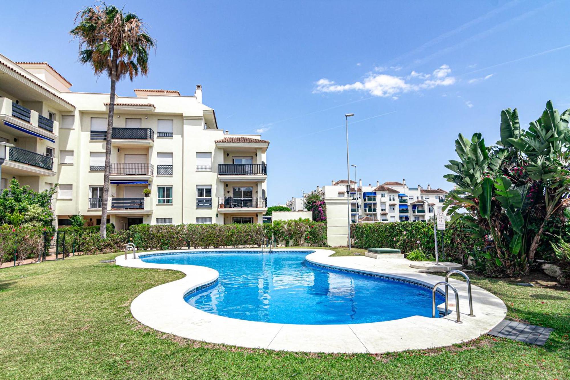 Apartment Contemporary Near Puerto Banus *