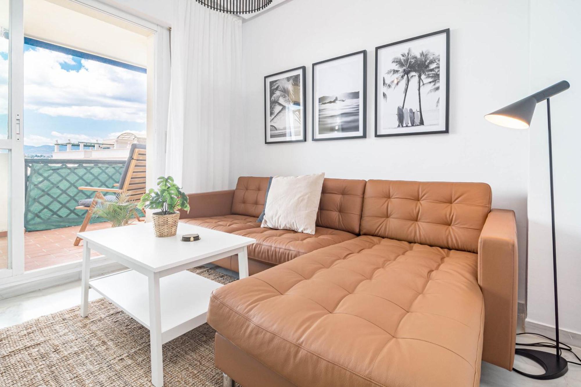 Contemporary Near Puerto Banus Apartment Marbella
